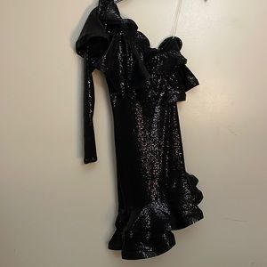 Black Fashion Nova dress